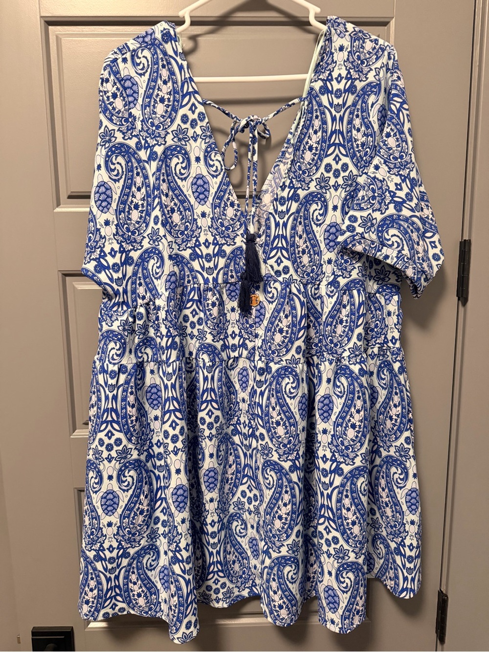 Simply Southern Blue and White Paisley V-Neck Babydoll Dress MEDIUM NWT - Picture 5 of 8